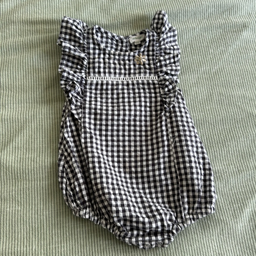 Romper, verbaudet, 9m, 100% cotton, Vichy (black and white) nice details